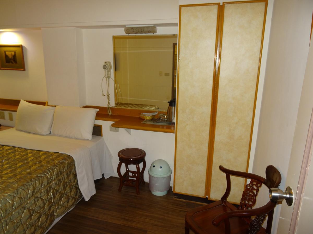 Jia Xin Hotel Chiayi City Exterior foto